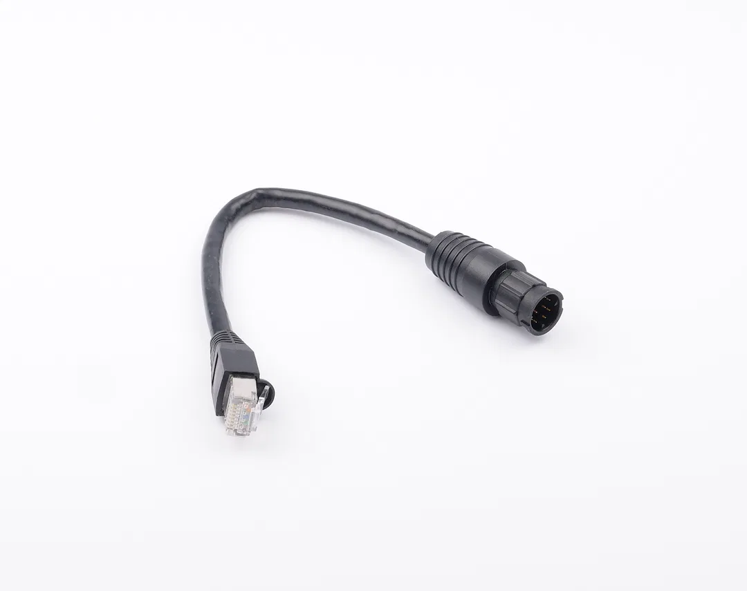 A80513 – RAYMARINE Raynet Cable, RayNet Male To RJ45 Male Adaptor Cable, 6" Length.